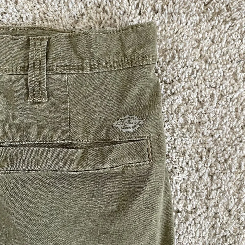 Dickies Temp-iQ Cooling Shorts Kahki Cargo
